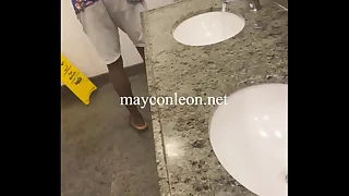 PEGAÇÃO COM O NEGÃO NO CINEMA